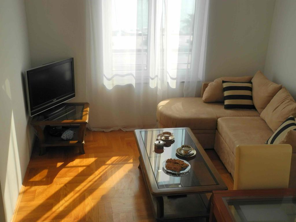 Apartments Antonela Jezera Eksteriør bilde